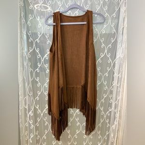 Women’s Suede Fringe Vest - Brown